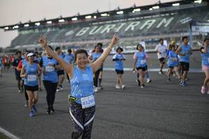 BIB: 50126, 50048, 50993
                            <button type="button" onclick="openModal(10464841)" class="btn btn-primary btn-sm float-right btn-popup" data-toggle="modal" data-target=".modal-high-quality">
                        <i class="fas fa-shopping-cart"></i> Add to Cart
                    </button>
                                            <button type="button" onclick="isThisMe(10464841, true)" class="btn btn-success btn-sm float-right btn-popup btn-isme hidden" data-toggle="tooltip" data-placement="bottom" title="นี่คือรูปของคุณใช่ไหม คลิกที่นี่เพื่อเอาเข้าอัลบั้ม">
                        <i class="fas fa-plus"></i> Add to album
                    </button>
                    <button type="button" onclick="isThisMe(10464841, false)" class="btn btn-warning btn-sm float-right btn-popup btn-isnotme hidden">
                        <i class="fas fa-ban"></i> Remove from album
                    </button>